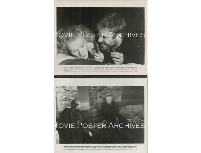 HAMLET, 1990, movie stills, Mel Gibson, Glenn Close, Helena Bonham Carter