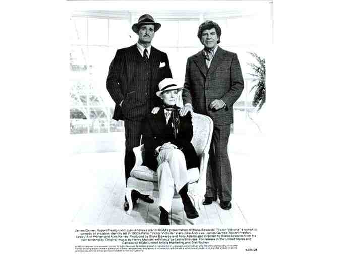 VICTOR/VICTORIA, 1982, movie stills, Julie Andrews, James Garner