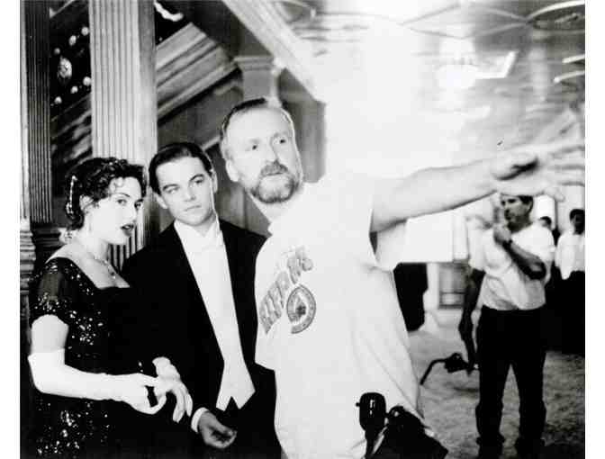 TITANIC, 1997, collectors lot, Leonardo DiCaprio, Kate Winslet