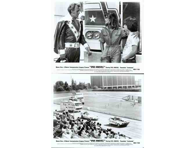 VIVA KNIEVEL!, 1977, collectors lot, Evel Knievel, Gene Kelly, Lauren Hutton