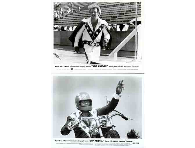 VIVA KNIEVEL!, 1977, collectors lot, Evel Knievel, Gene Kelly, Lauren Hutton