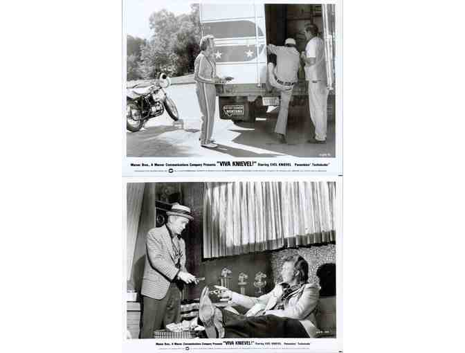 VIVA KNIEVEL!, 1977, collectors lot, Evel Knievel, Gene Kelly, Lauren Hutton