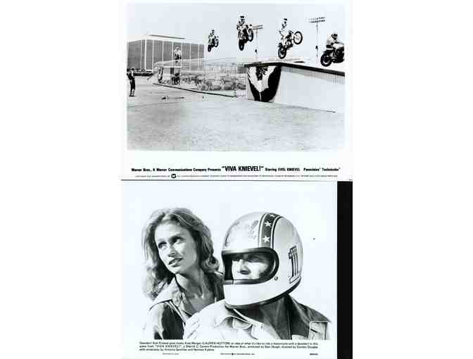 VIVA KNIEVEL!, 1977, collectors lot, Evel Knievel, Gene Kelly, Lauren Hutton