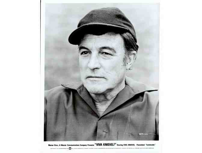VIVA KNIEVEL!, 1977, collectors lot, Evel Knievel, Gene Kelly, Lauren Hutton