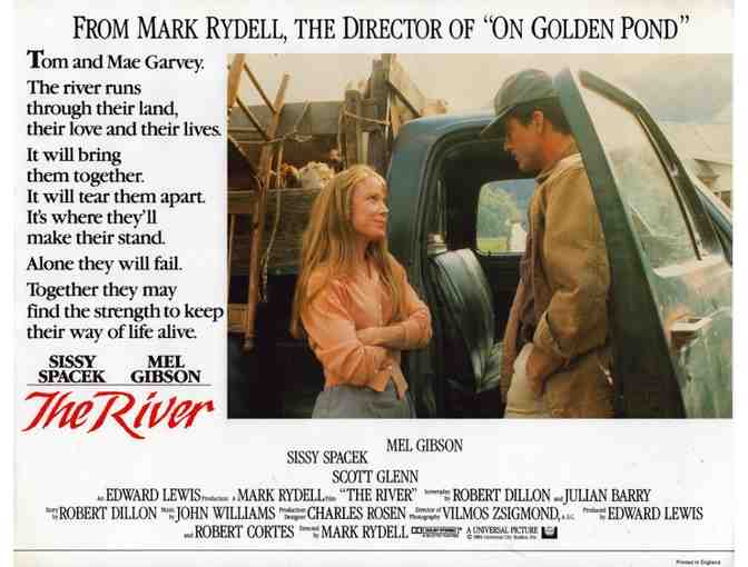 RIVER, 1984, lobby card set, Mel Gibson, Sissy Spacek