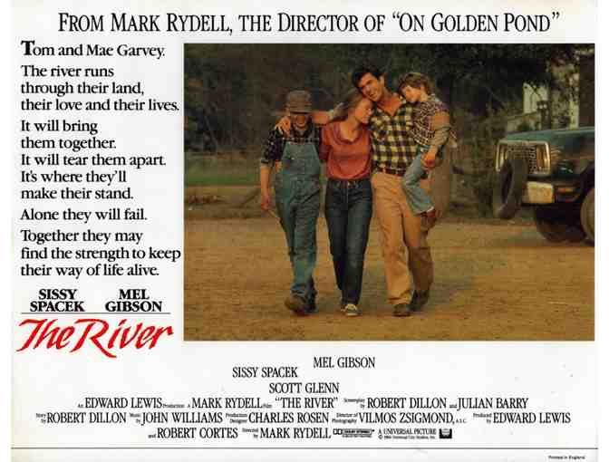 RIVER, 1984, lobby card set, Mel Gibson, Sissy Spacek