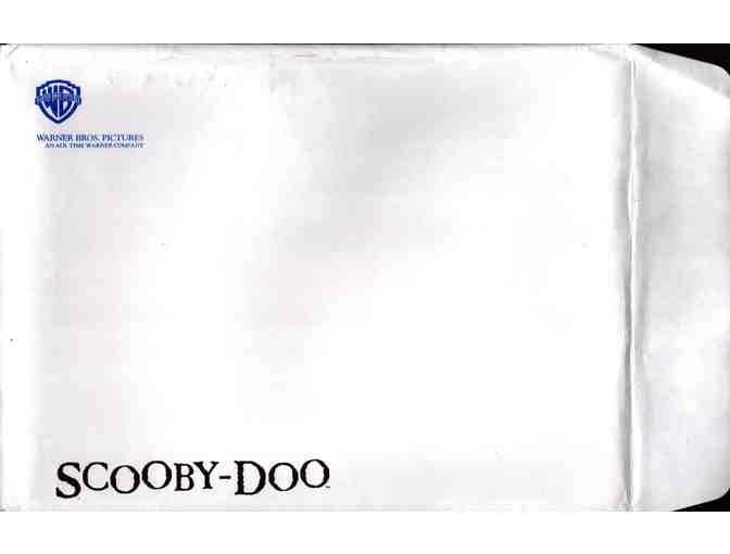 SCOOBY-DOO, 2002, presskit, Freddie Prinze Jr., Sarah Michelle Gellar