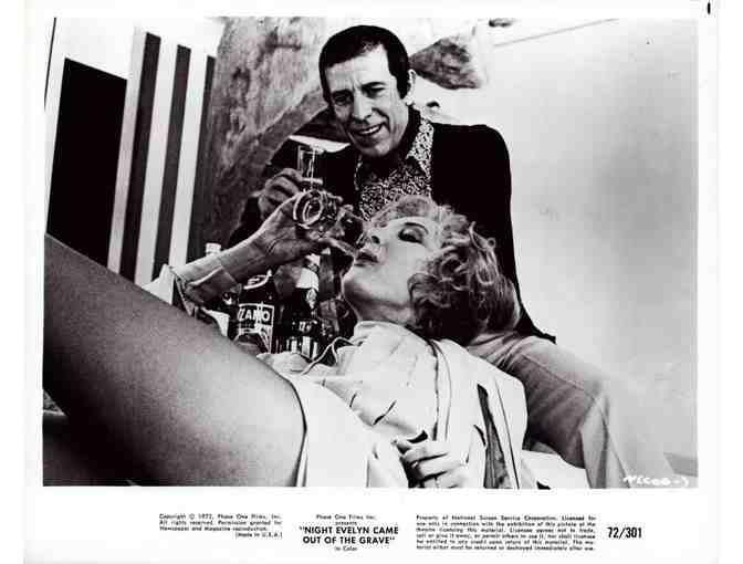 NIGHT EVELYN CAME OUT OF THE GRAVE, 1972, movie stills, Anthony Steffen