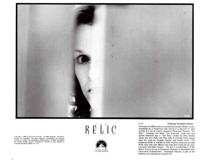 RELIC, 1997, movie stills, Penelope Ann Miller, Tom Sizemore