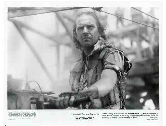 WATERWORLD, 1995, movie stills, Kevin Costner, Dennis Hopper