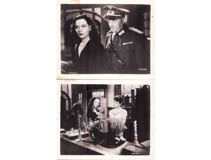 AT DAWN WE DIE, 1945, movie stills, COLLECTORS LOT