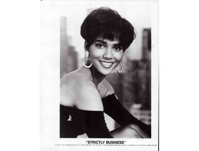 STRICTLY BUSINESS, 1991, movie stills, Halle Berry, Tommy Davidson