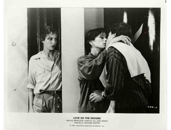 LOVE ON THE GROUND, 1986, press still set, Geraldine Chaplin, Jane Birkin.