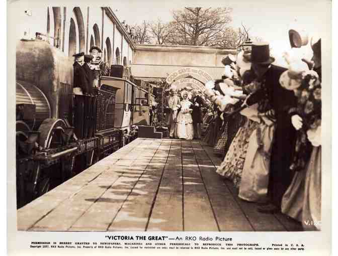 VICTORIA THE GREAT, 1937, movie stills, Anna Neagle, Anton Walbrook