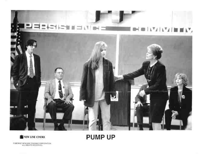 PUMP UP THE VOLUME, 1990, movie stills, Christian slater, Ellen Greene