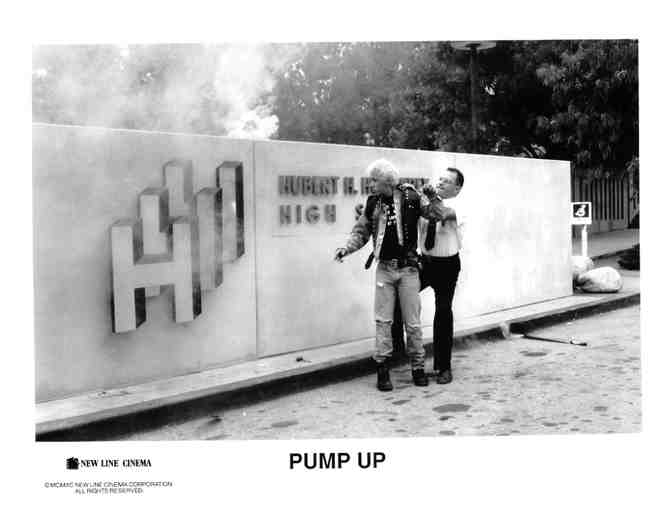 PUMP UP THE VOLUME, 1990, movie stills, Christian slater, Ellen Greene