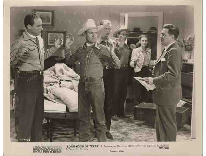 ROBIN HOOD OF TEXAS, 1947, movie still set, Gene Autry, Lynne Roberts, Holloway