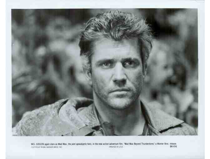 MAD MAX BEYOND THUNDERDOME, 1985, movie stills, DEALERS LOT, Mel Gibson