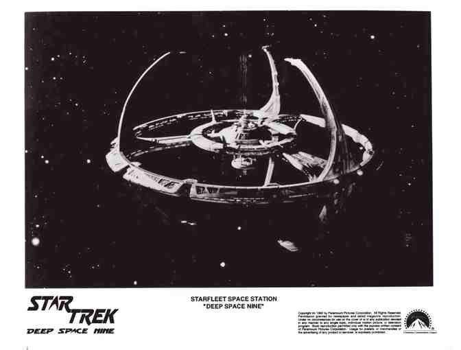 STAR TREK: DEEP SPACE NINE, stills and photos, tv series, DEALERS LOT