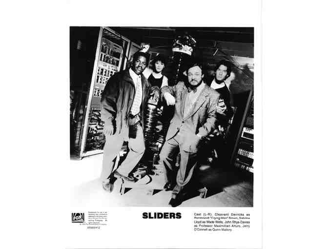 SLIDERS, tv stills and photos, Jerry OConnell, John Rhys-Davies