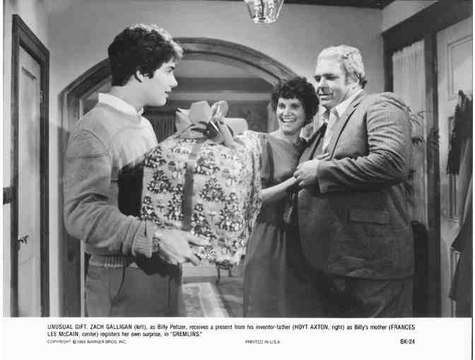 GREMLINS, 1984, cards and stills, Phoebe Cates, Hoyt Axton