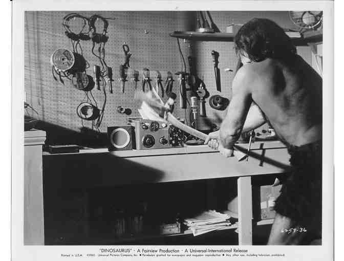 DINOSAURUS, 1960, movie stills, Ward Ramsey, Kristina Hanson