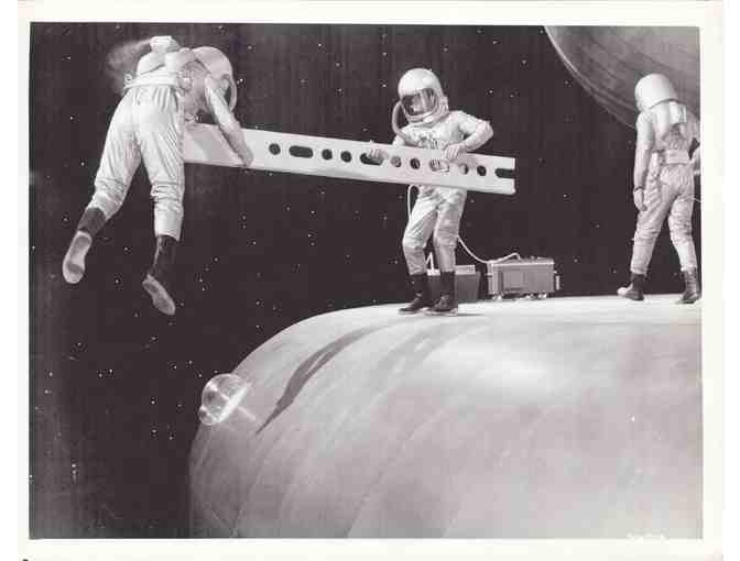 SCI-FI STILLS LOT 4 - Men in Black, Superman III, Tank Girl