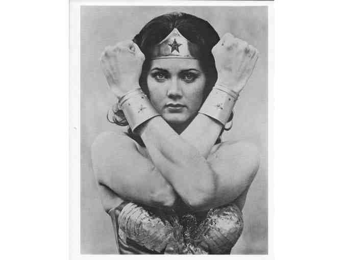 WONDER WOMAN, tv series, DEALERS LOT, Lynda Carter