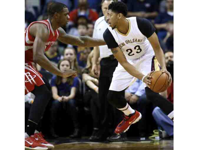Anthony Davis Signed Basketball from China Global Game in Case