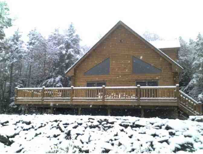 Catskill/Delaware River Log Cabin Getaway: MTW Families  and Alumni ONLY