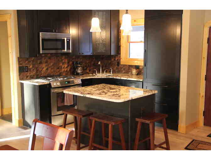 Delaware River - Catskill Mountains: NEW Modern Getaway Home!!