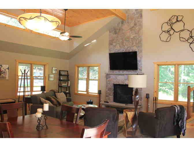 Delaware River - Catskill Mountains: NEW Modern Getaway Home!!