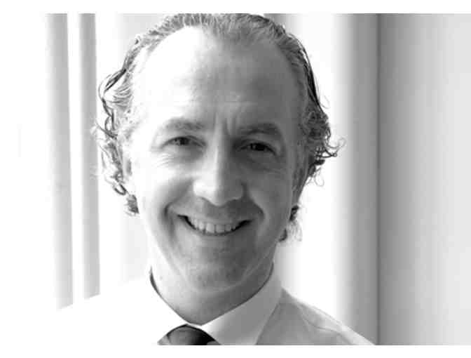 Frederic Fekkai Salon: haircut with STEPHANE ANDRE