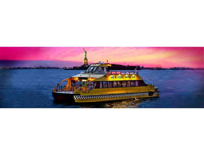 New York Water Taxi/Circle Line Downtown: Cruise for 2