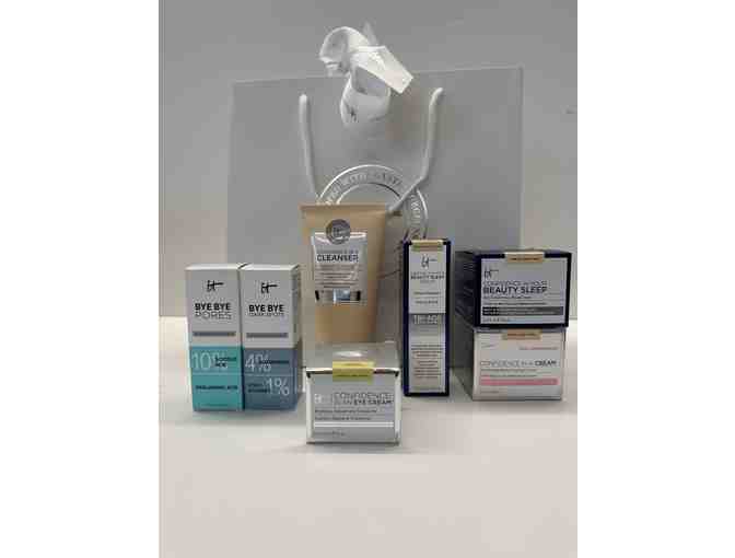 Skincare Bag from It Cosmetics