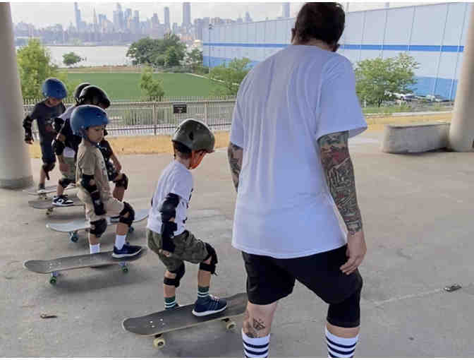 SKATEYOGI - Skateboarding Class