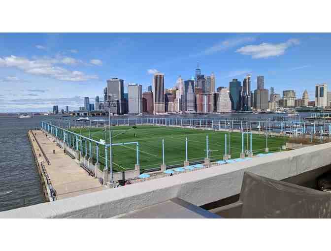 Private Rooftop Cabana in Brooklyn Heights for a Week