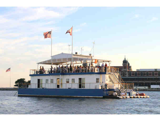 Manhattan Yacht Club - Weekday Party on the Honorable William Wall