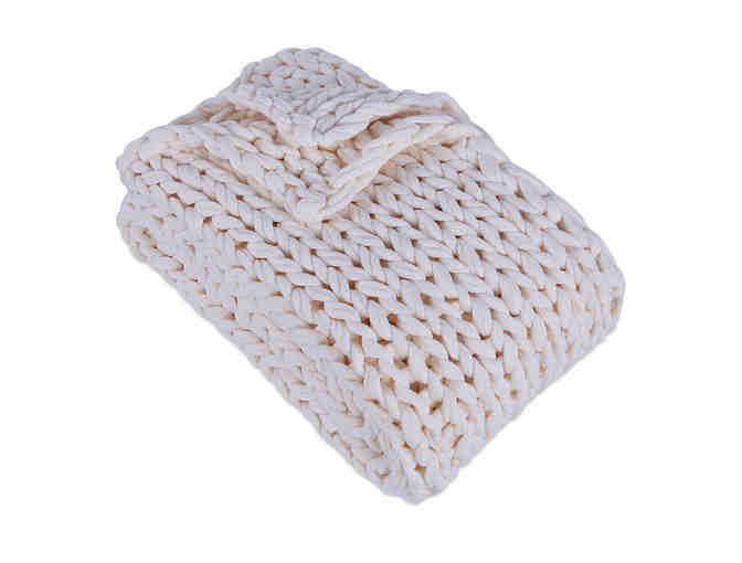 Berkshire Blanket Sailor's Knot Chunky Knit Throw in Natural