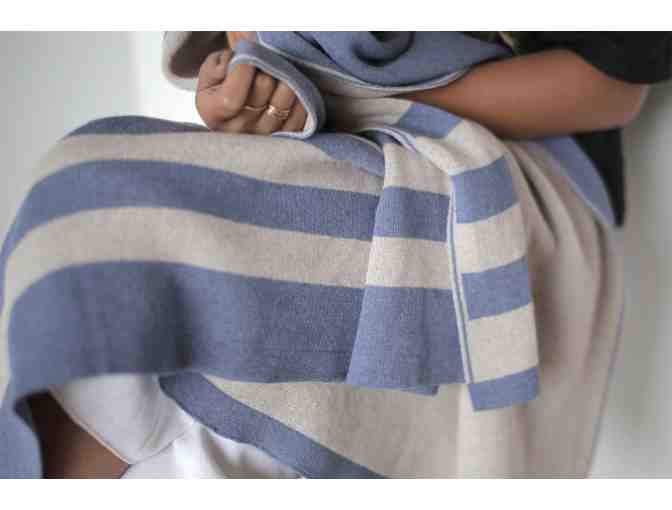 Newly Home Set Including Cumberland Blue Throw Blanket & Balsamo Acrylic Tray