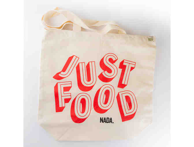 Tote Bag x 2, Water Bottle, Tumbler x 2, Reusable Straw & Brush