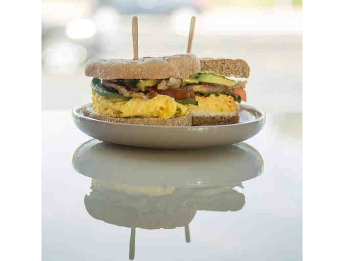 Pour Coffeehouse: Gift Box