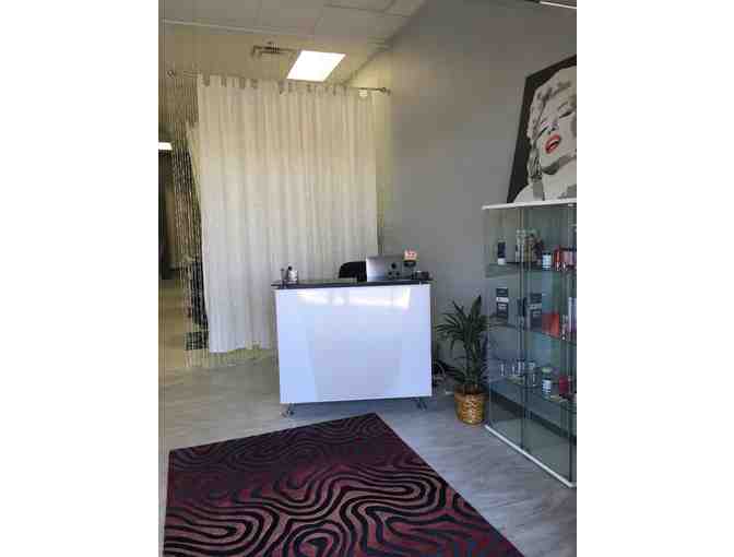 Lash Spa Studio: Full Classic Set of Eye Lash Extensions