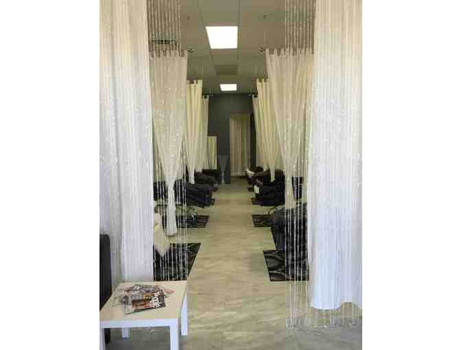 Lash Spa Studio: Full Classic Set of Eye Lash Extensions