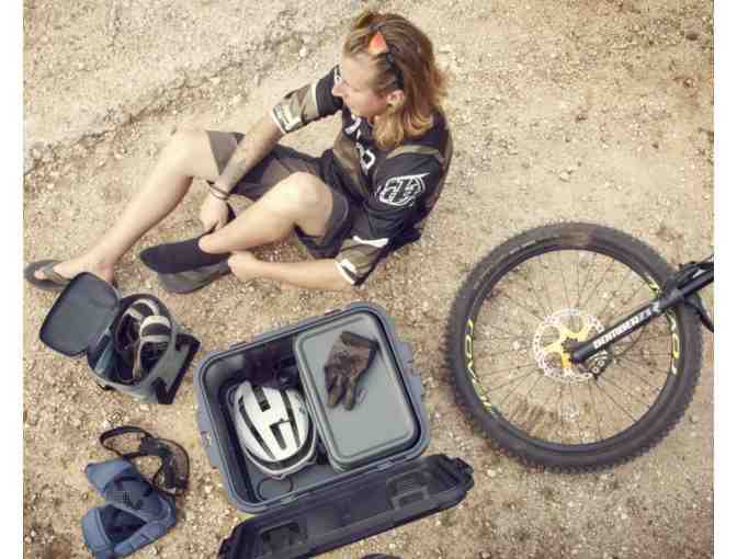 Dometic Camping Kit - Cooler + Hard Storage + Drinkware