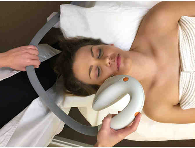 SkinSpirt - Gift Certificate for a Diamond Glow Facial