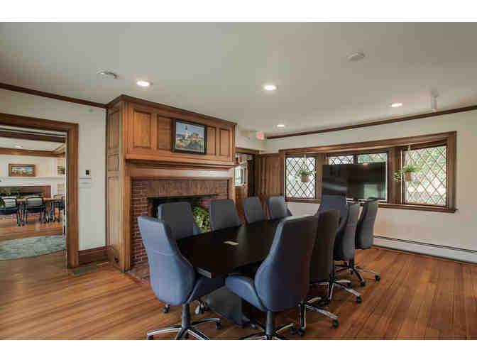 Full-day meeting space at Carey Cottage, Portsmouth