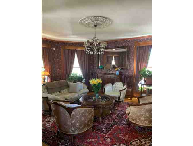 Grand Manchester Home Tour and Progressive Dinner for 6 guests