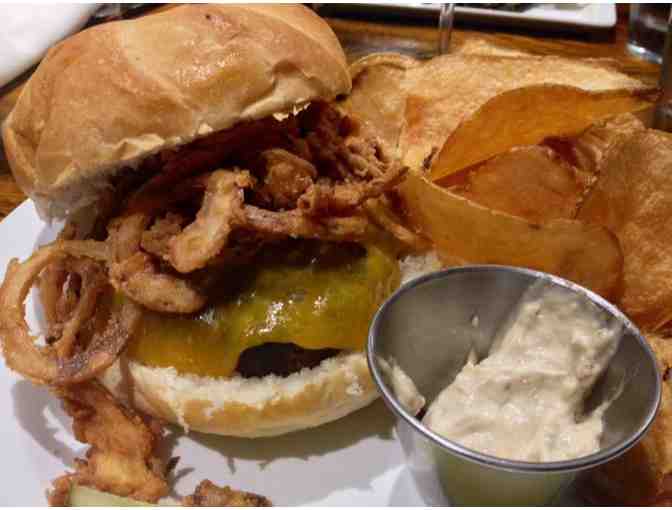 Fresh Local Cuisine/The Bay