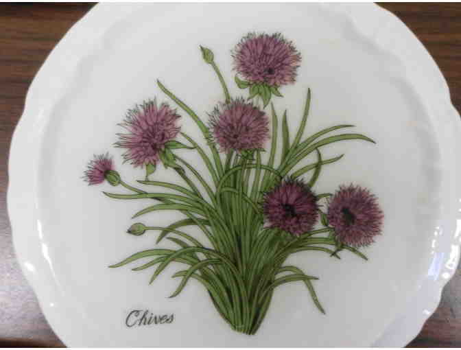 Four Decorative Wall Hangings for your kitchen